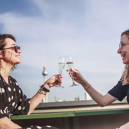 马戏团酒店 4* 柏林