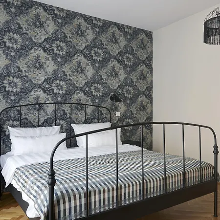 Hotel The Circus 4*