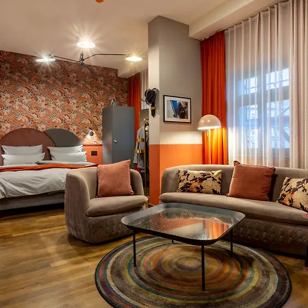 Hotel The Circus 4*