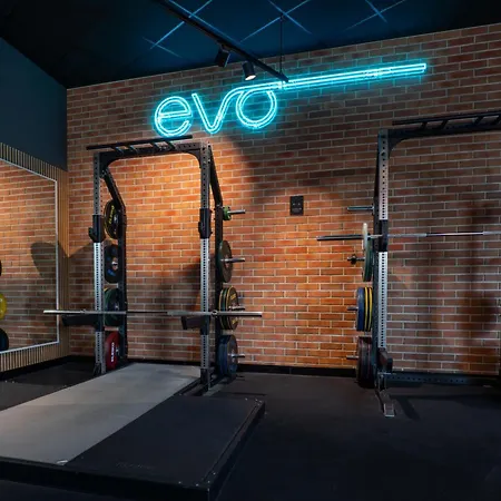 The Circus Отель